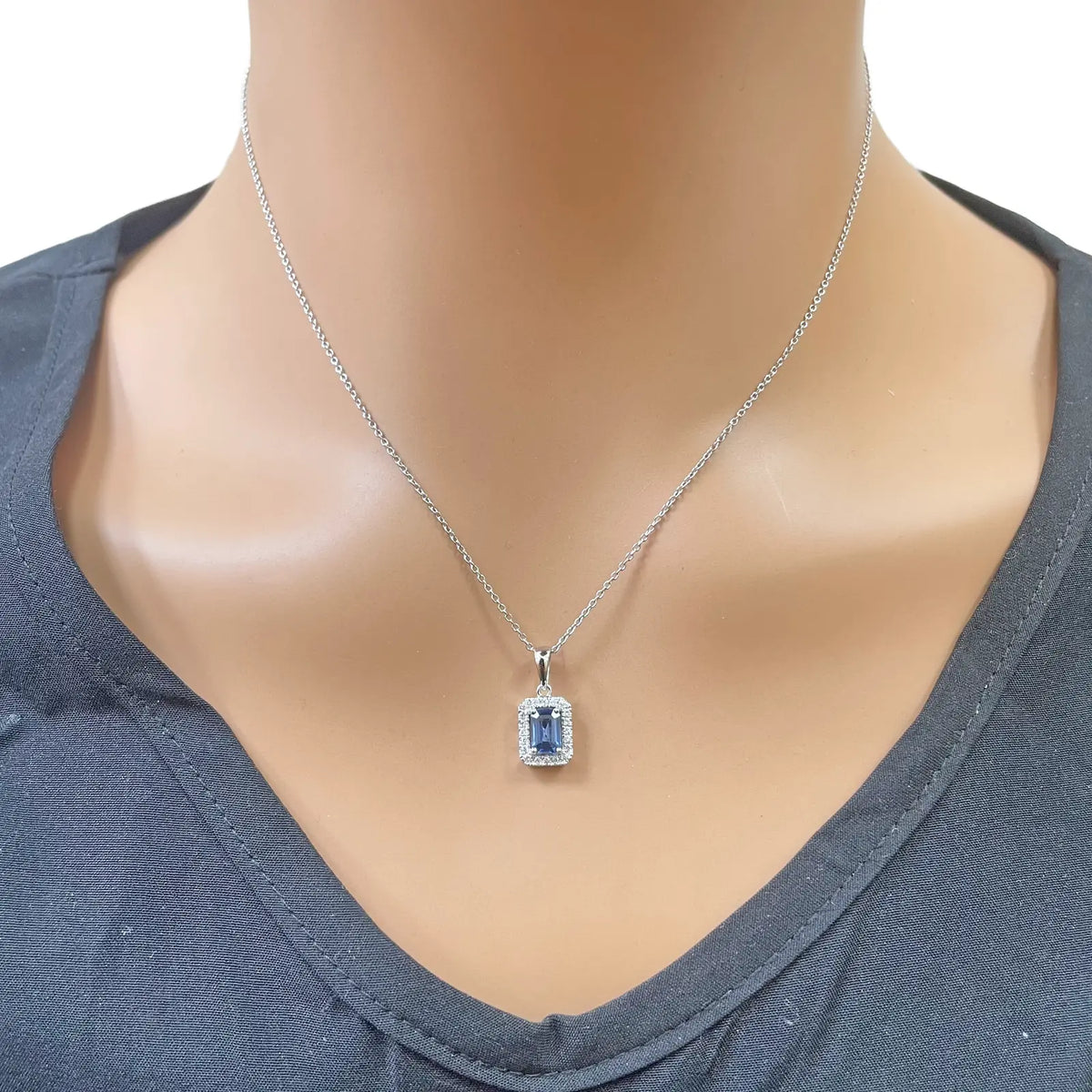 18ct Gold Natural Round Diamond & Sapphire Emerald Cut Halo Necklace 0.75ct