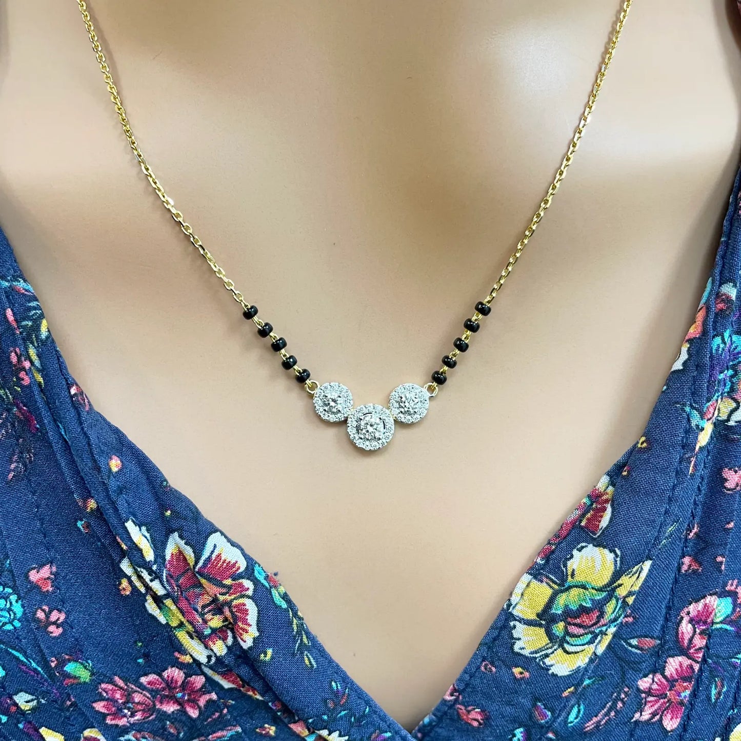 18ct Yellow Gold Natural Diamond 0.62ct Triple Halo Pendant Mangalsutra Necklace Hallmarked Mangalsutra Chains