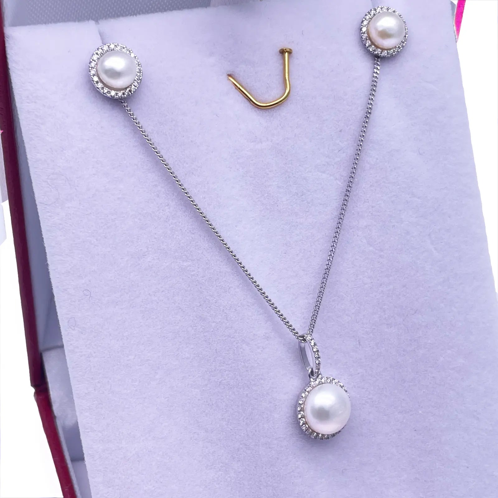 14ct White Gold Diamond Halo Pearl Stud Earrings & Pendant 2.04cts 