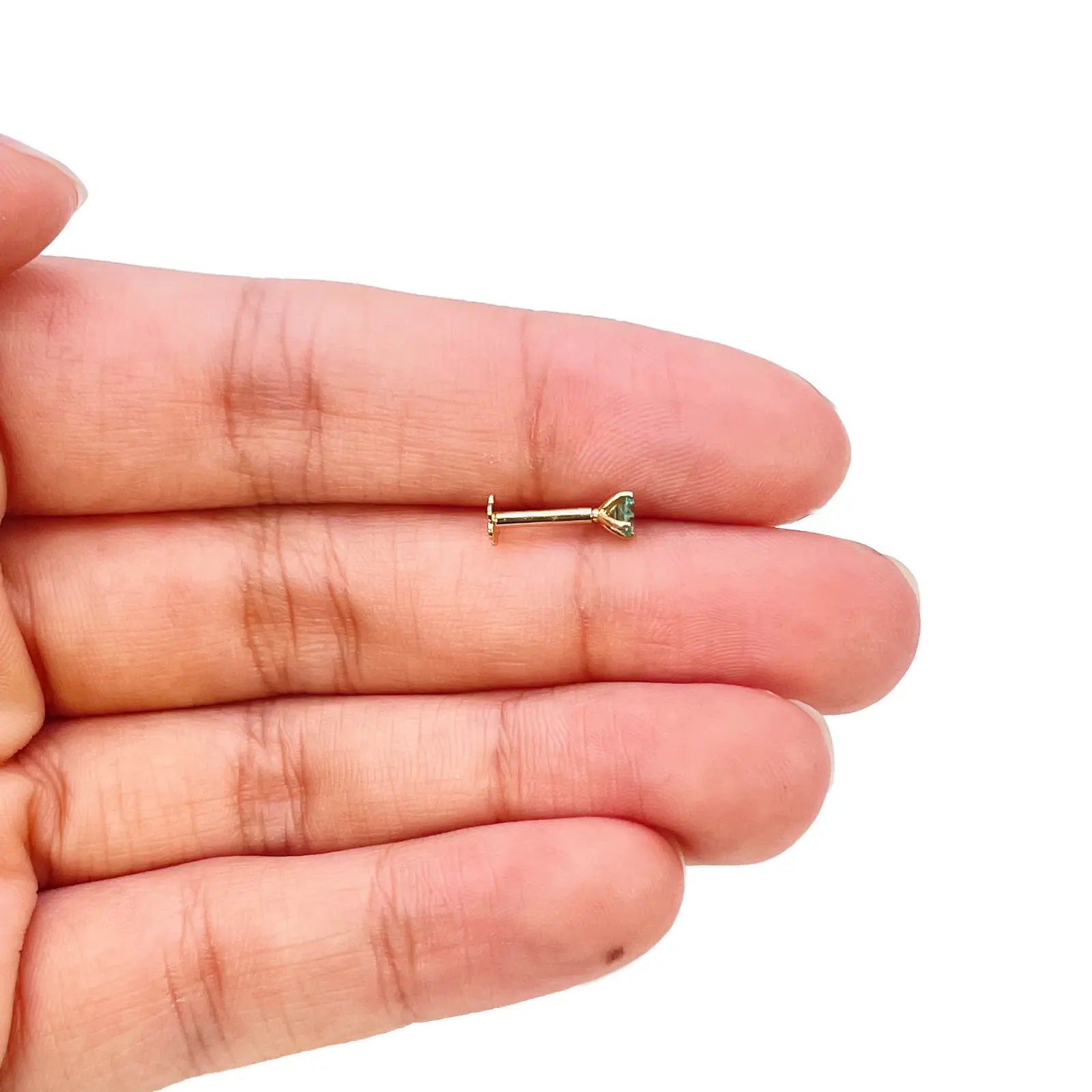18ct Gold Natural Round Emerald 4-Claw Nose Stud Pin 0.10ct 2.9mm Width 