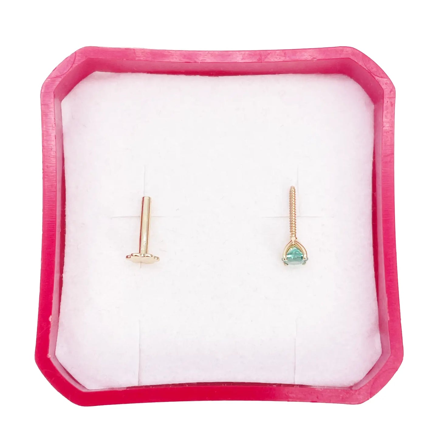 18ct Gold Natural Round Emerald 4-Claw Nose Stud Pin 0.10ct 2.9mm Width 