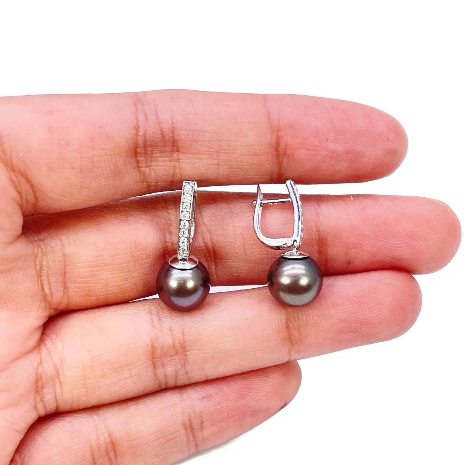 18ct White Gold Natural Diamonds & Freshwater Black Pearl Hoop Earrings 0.10ct 