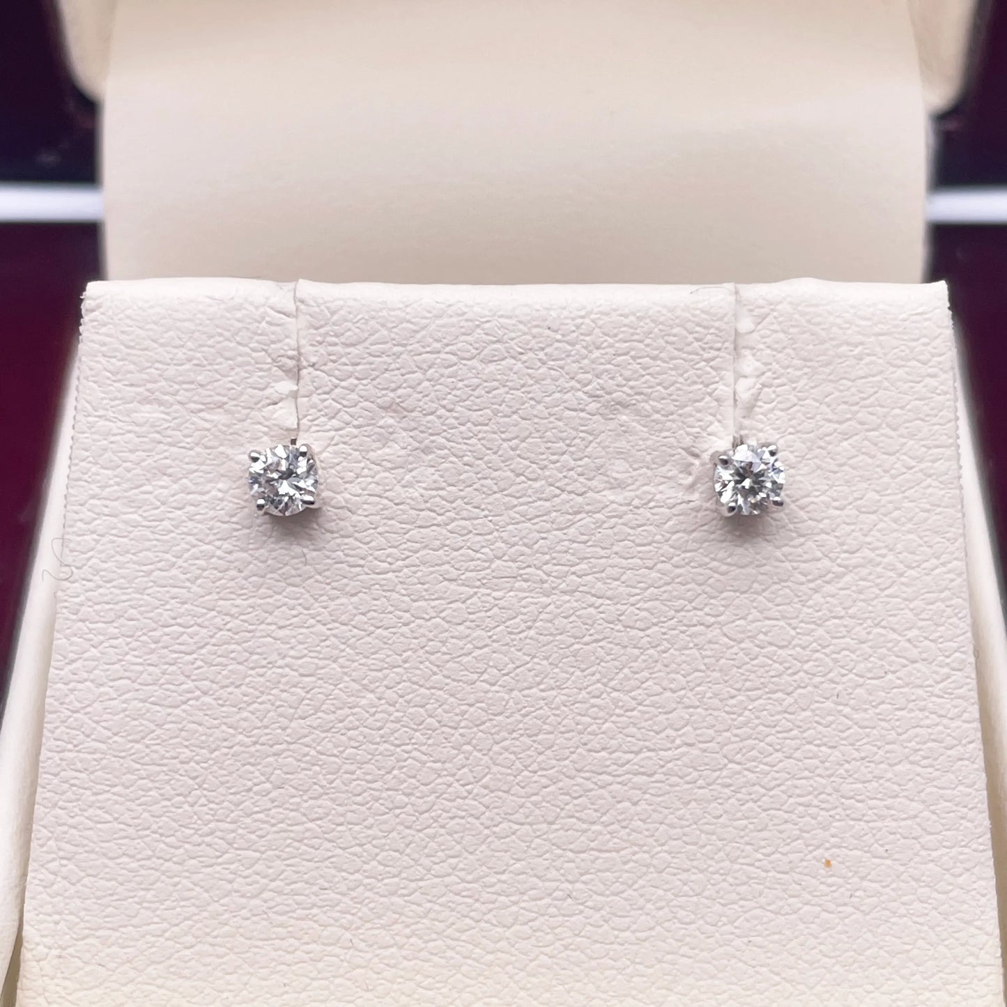 18ct White Or Yellow Gold Diamond Children's Earrings 0.20ct Child friendly 