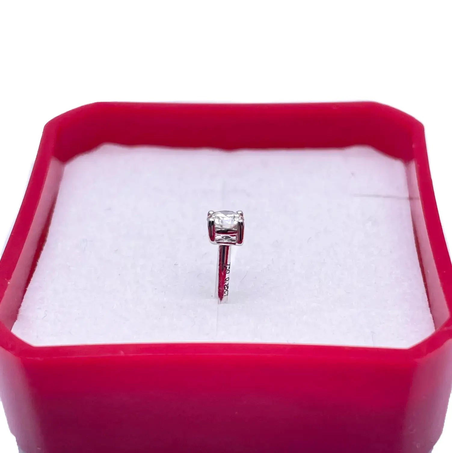 18ct White Or Yellow Gold Diamond Nose Stud Pin 0.15ct 4claw 3.4mm Width  Body Piercings
