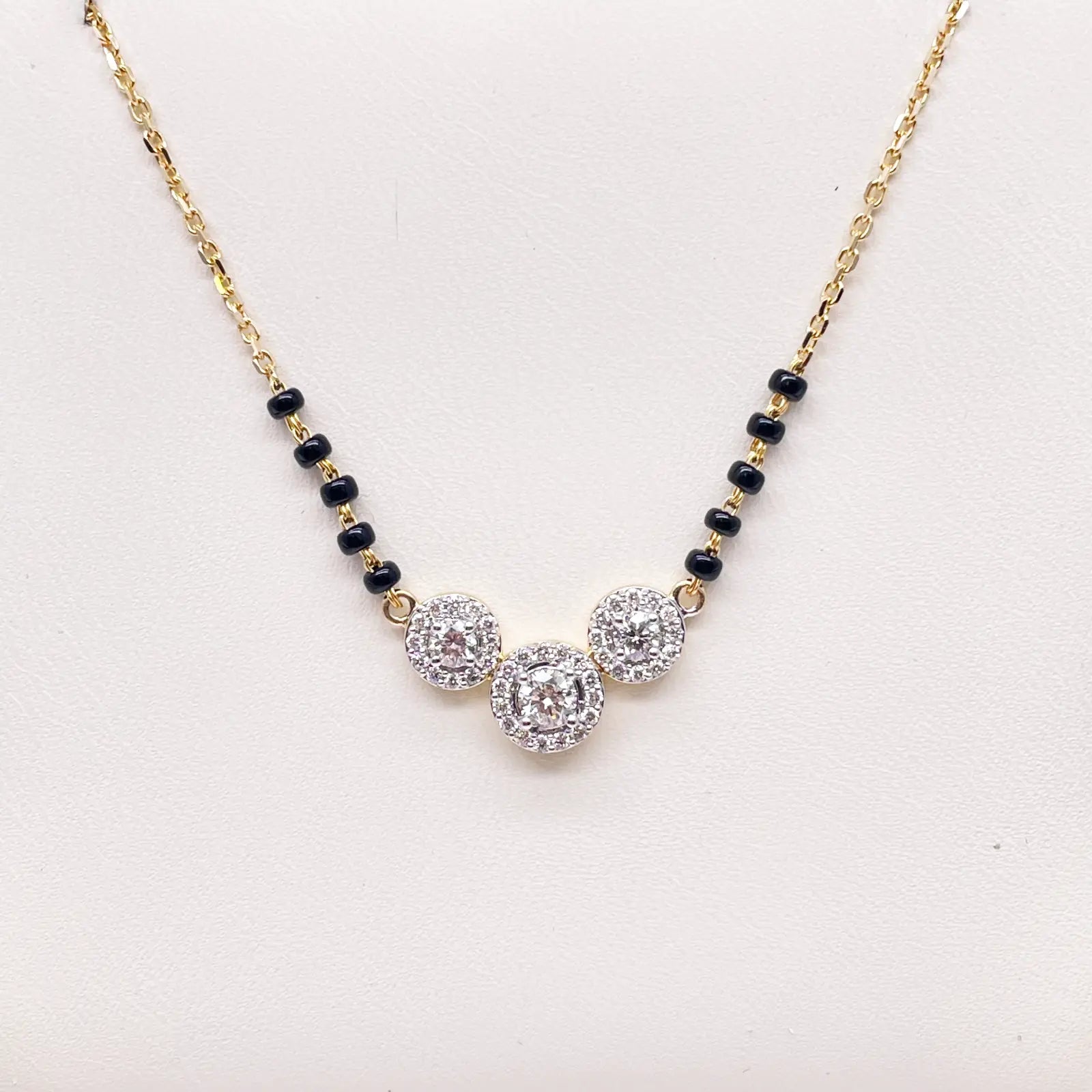 18ct Yellow Gold Natural Diamond 0.62ct Triple Halo Pendant Mangalsutra Necklace Hallmarked  Mangalsutra Chains
