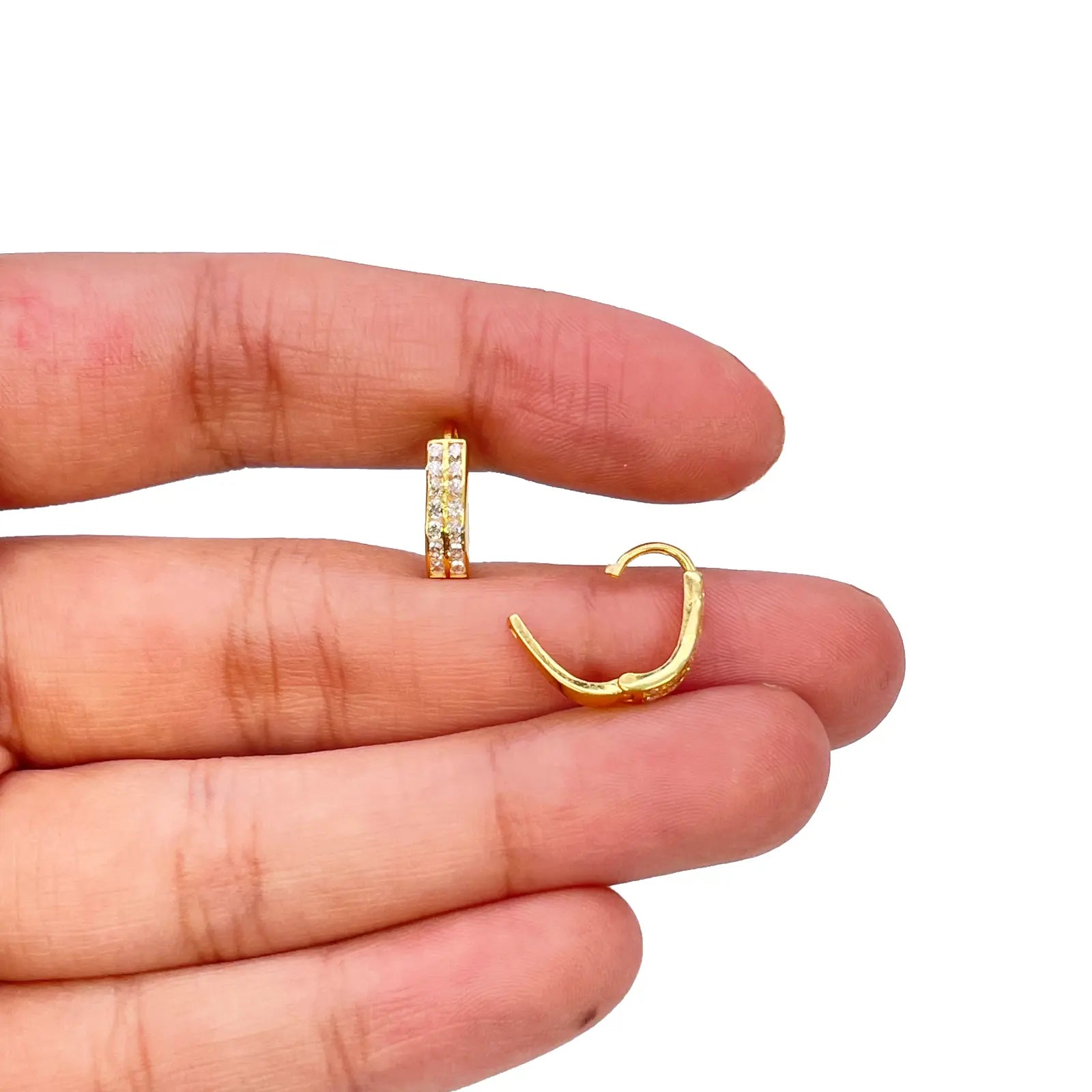 18ct Yellow Gold Pair Of Two Row Oval Hoop Huggie Earrings 5.3mm Diameter 
