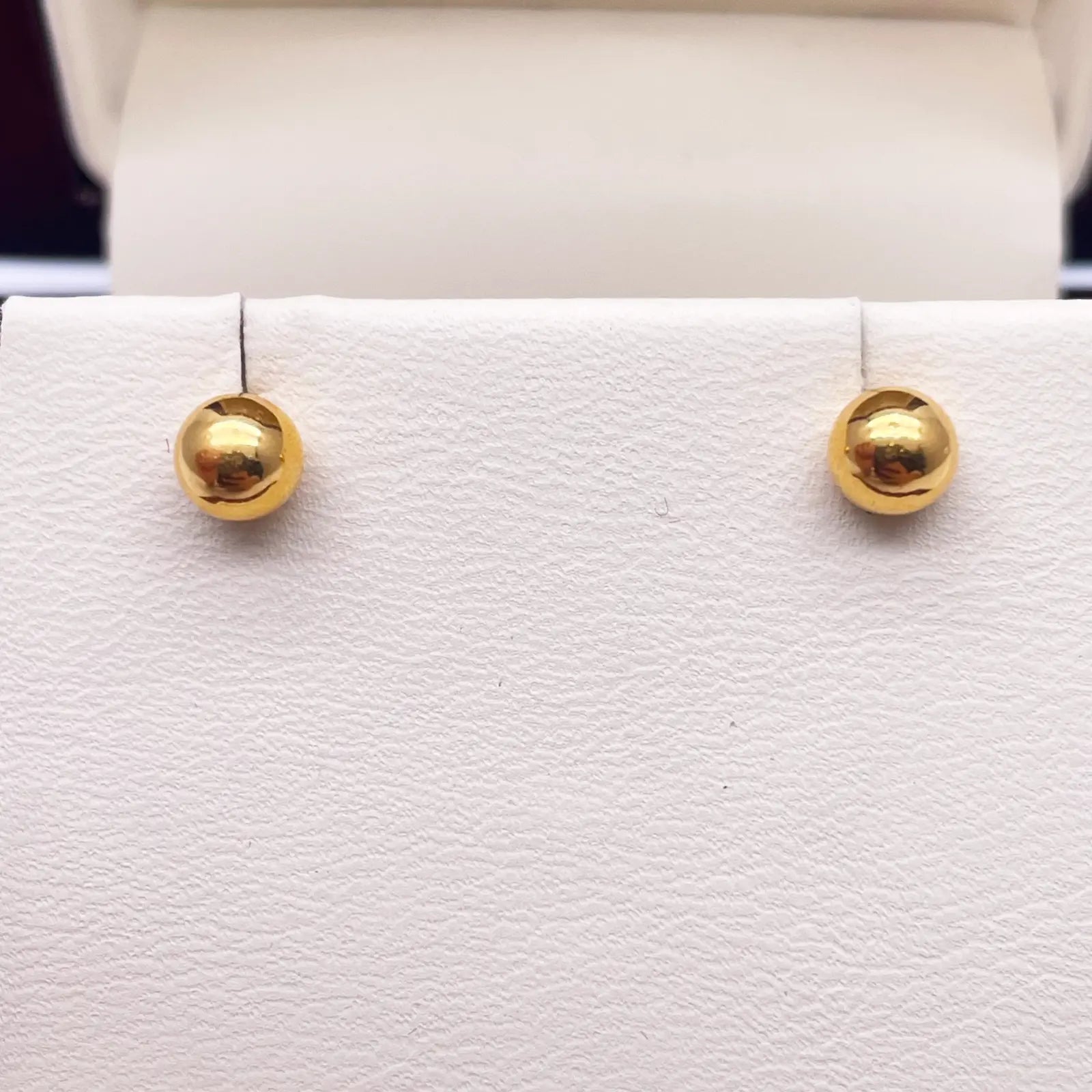 22ct Yellow Gold High Polished Round Plain Ball Stud Earrings 5mm 