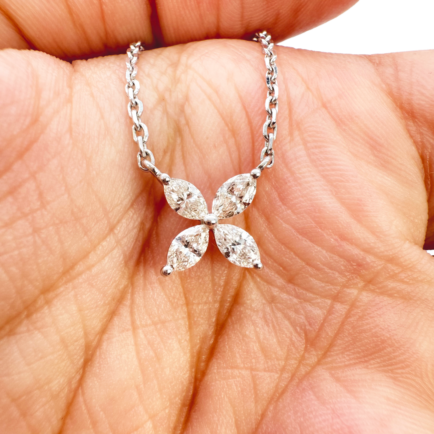 18ct White Gold Marquise Diamond Four-Leaf Flower Pendant Necklace ? 0.45ct