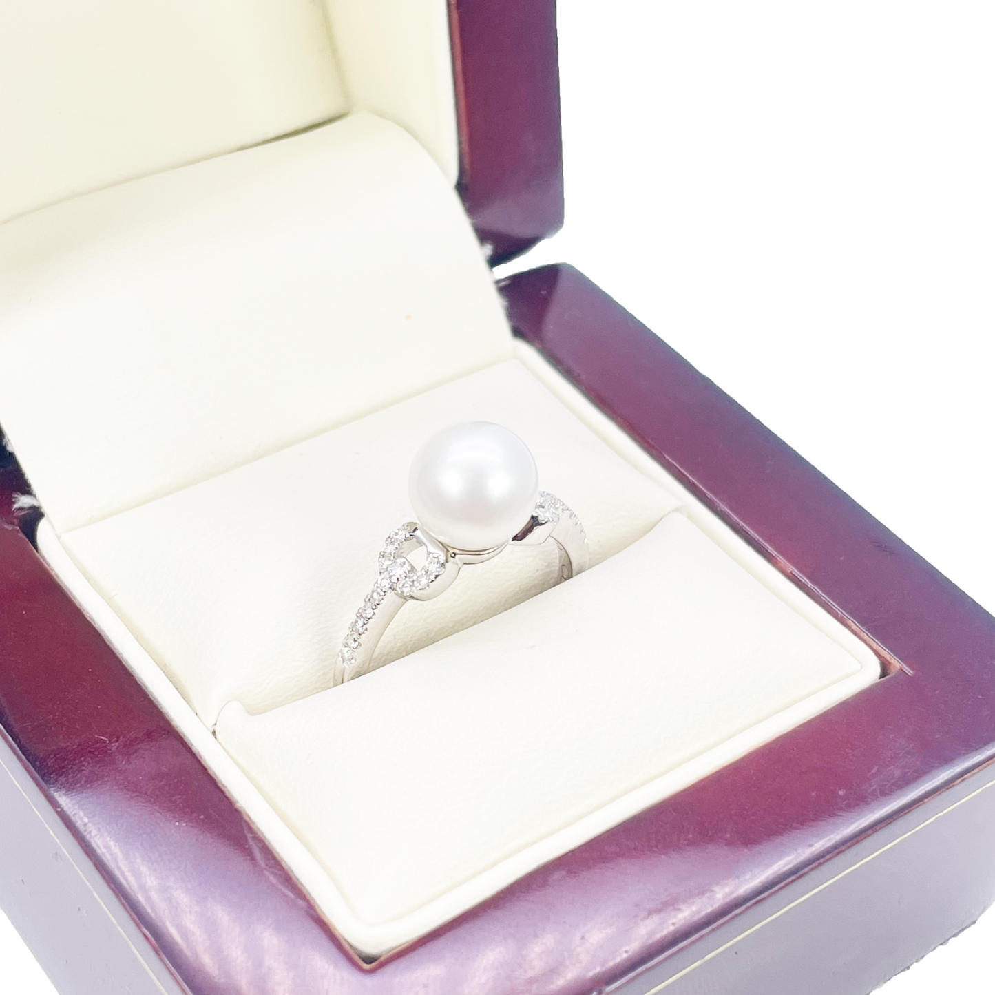 18-karaats gouden ring met zoetwaterparel en diamant, natuurlijke ronde slijpvorm 0,10ct