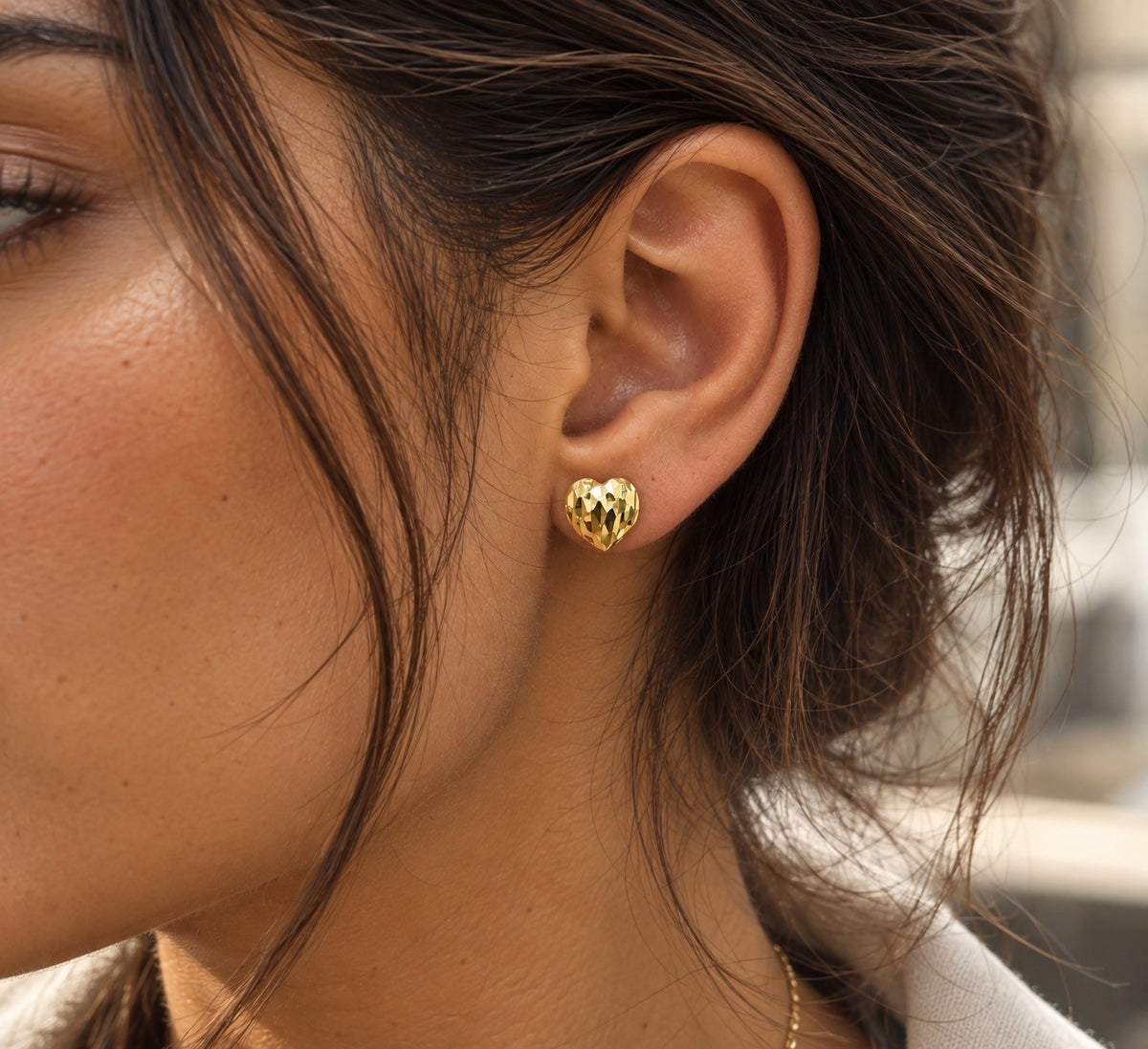 22ct Yellow Gold Textured Heart Studs Diamond Cut Dome
