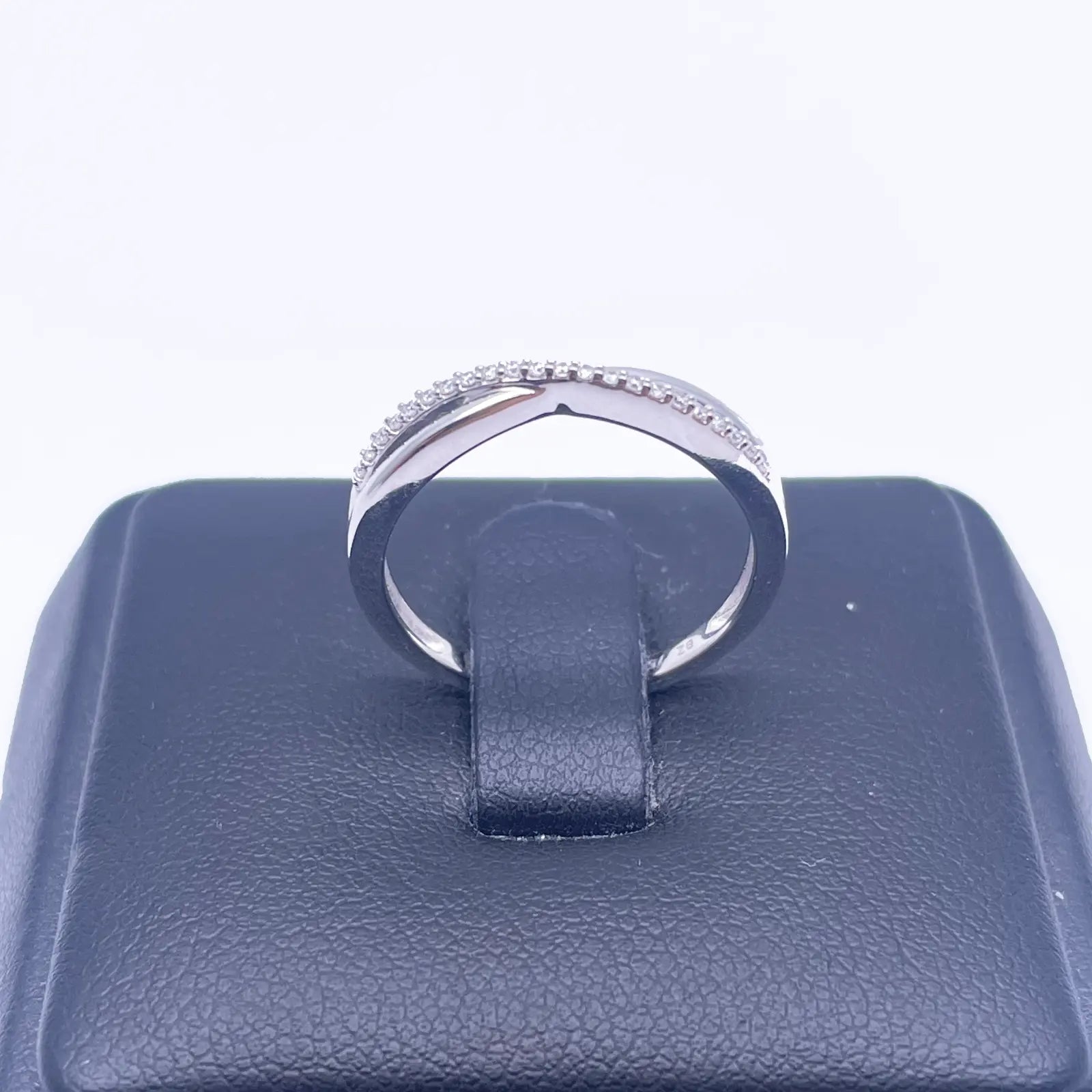 18ct White Gold Diamond Polished Double Crossover Half Eternity Ring 0.09ct  Diamond Ring