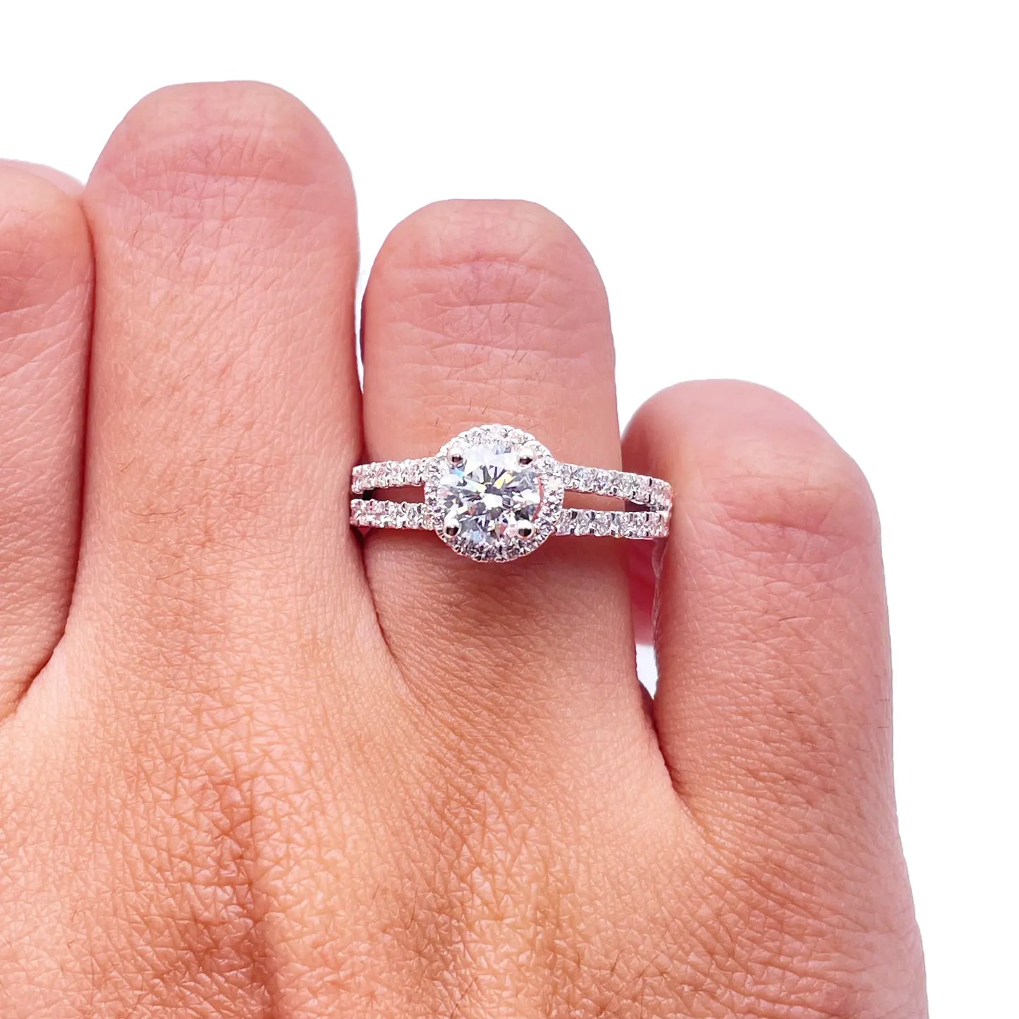 18ct White Gold Natural Round Diamond Halo Split Band Engagement Ring 1ct GIA  Diamond Ring