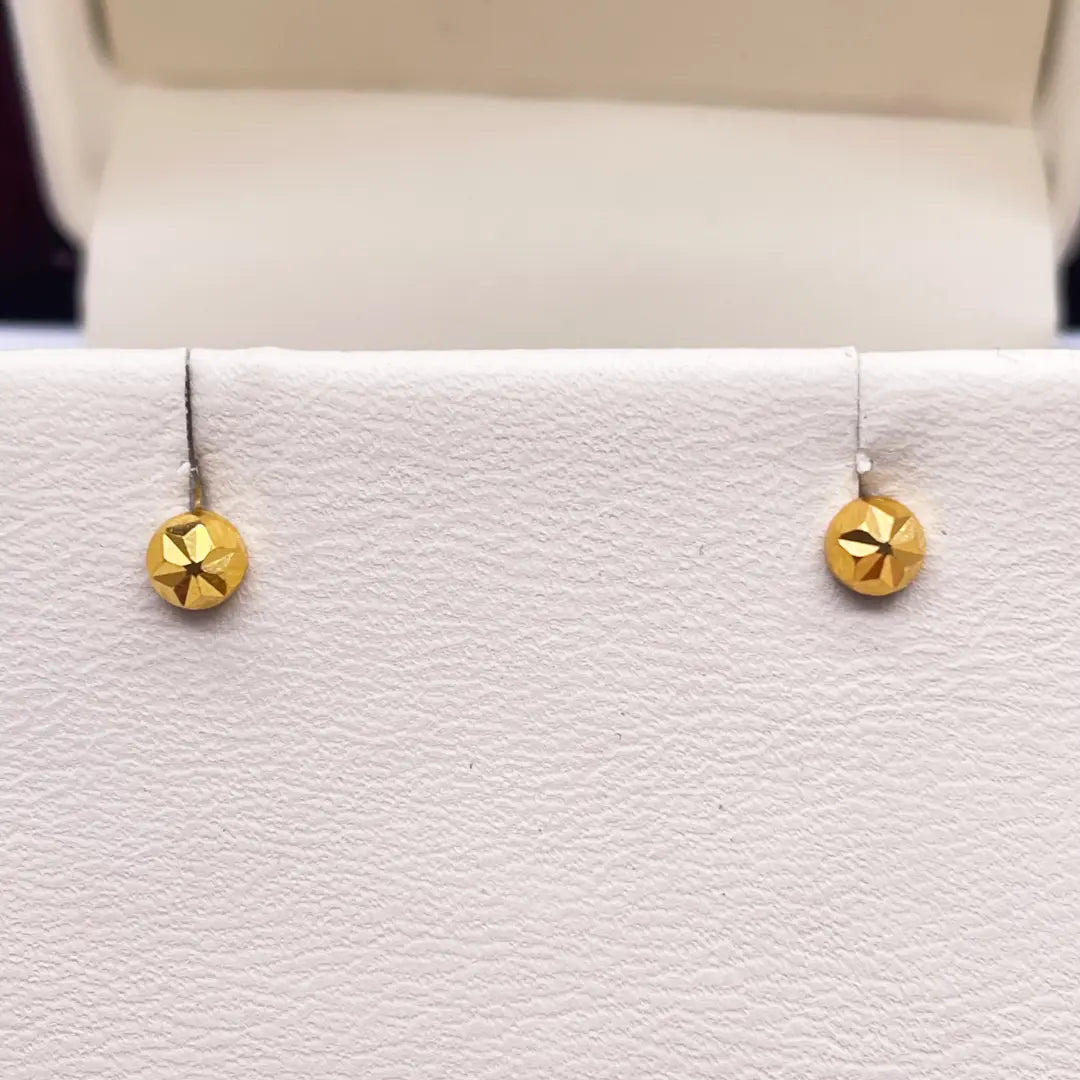 22ct Yellow Gold Diamond Cut Flower Round Ball Children's Earrings 3.6mm 